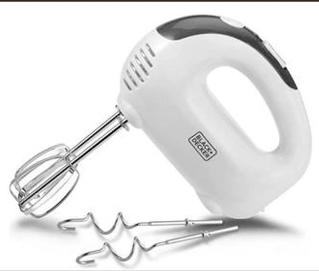 Black+Decker M350-B5 – 300W Hand Mixer
